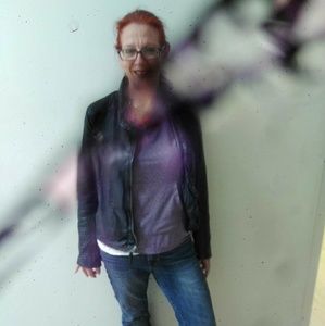 Meet your Posher, Carrie